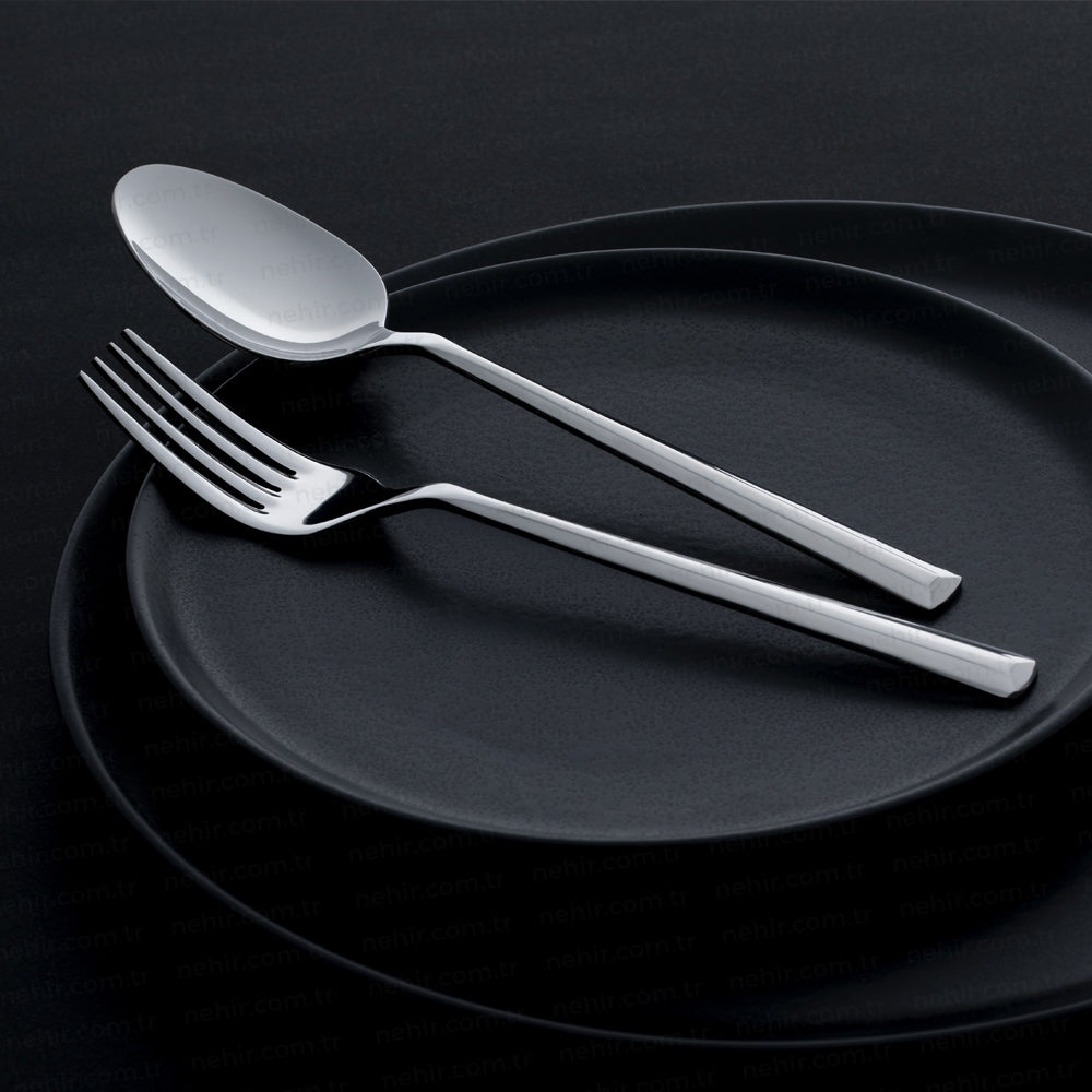 Pyrain 24 Pieces Cutlery Set