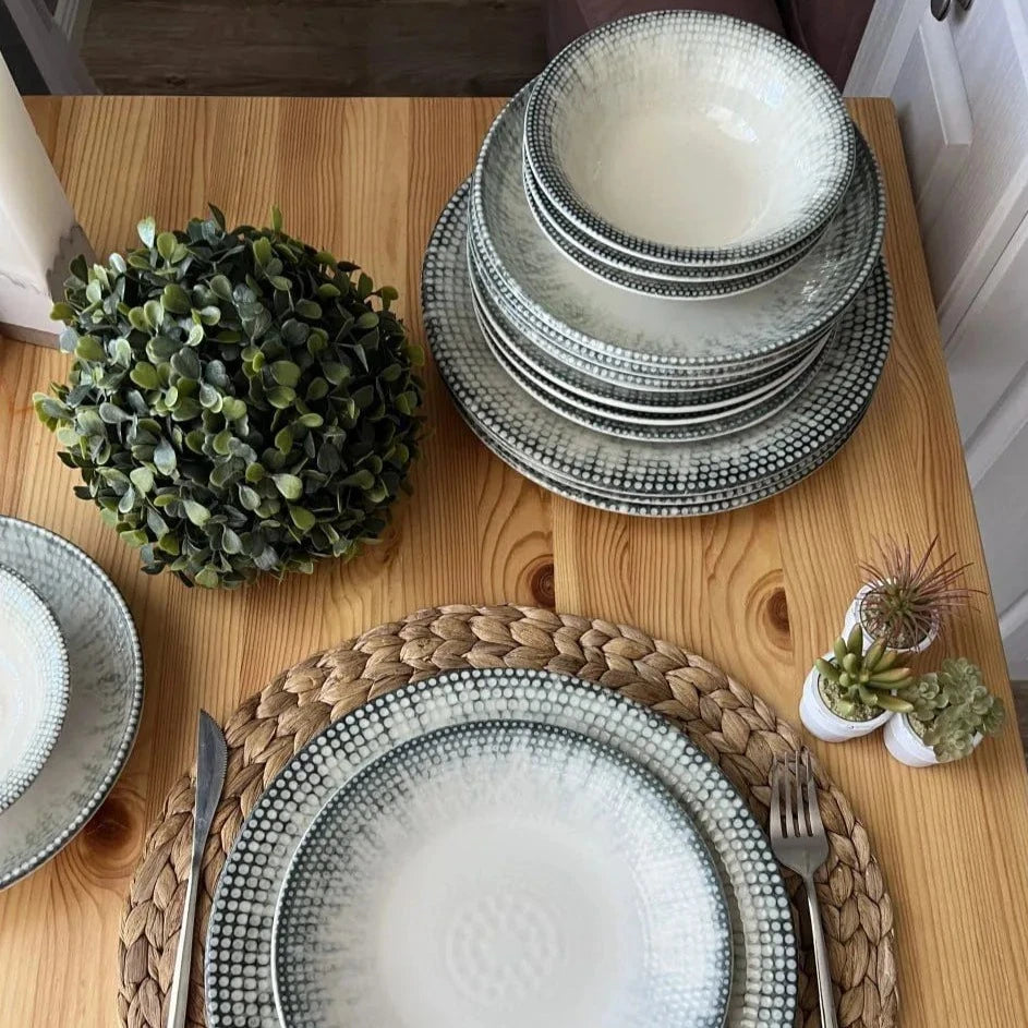 Grooven dinner set 24 porcelain plates
