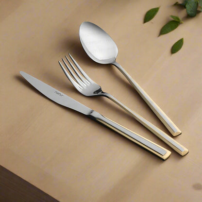 Pyraing 30 Pieces Cutlery Set