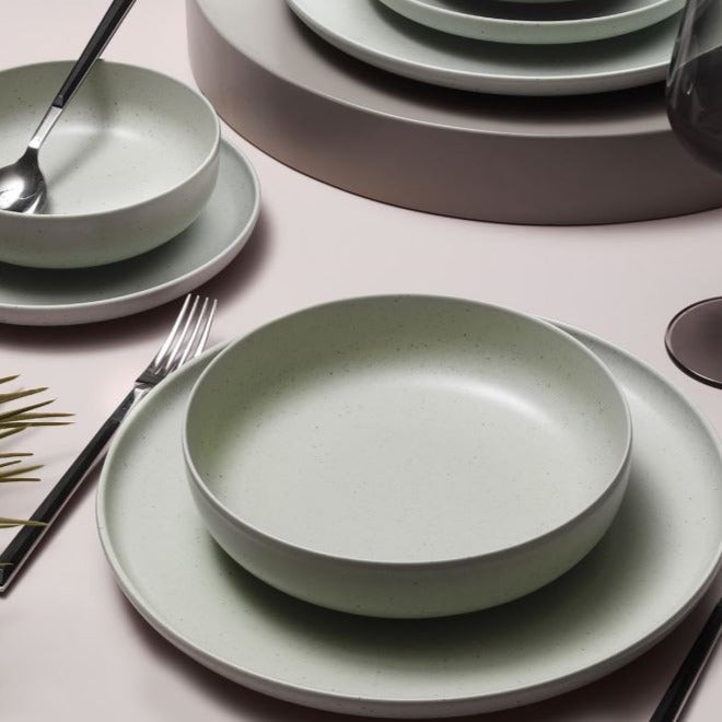 Mintulin 24 Piece Dinner Set