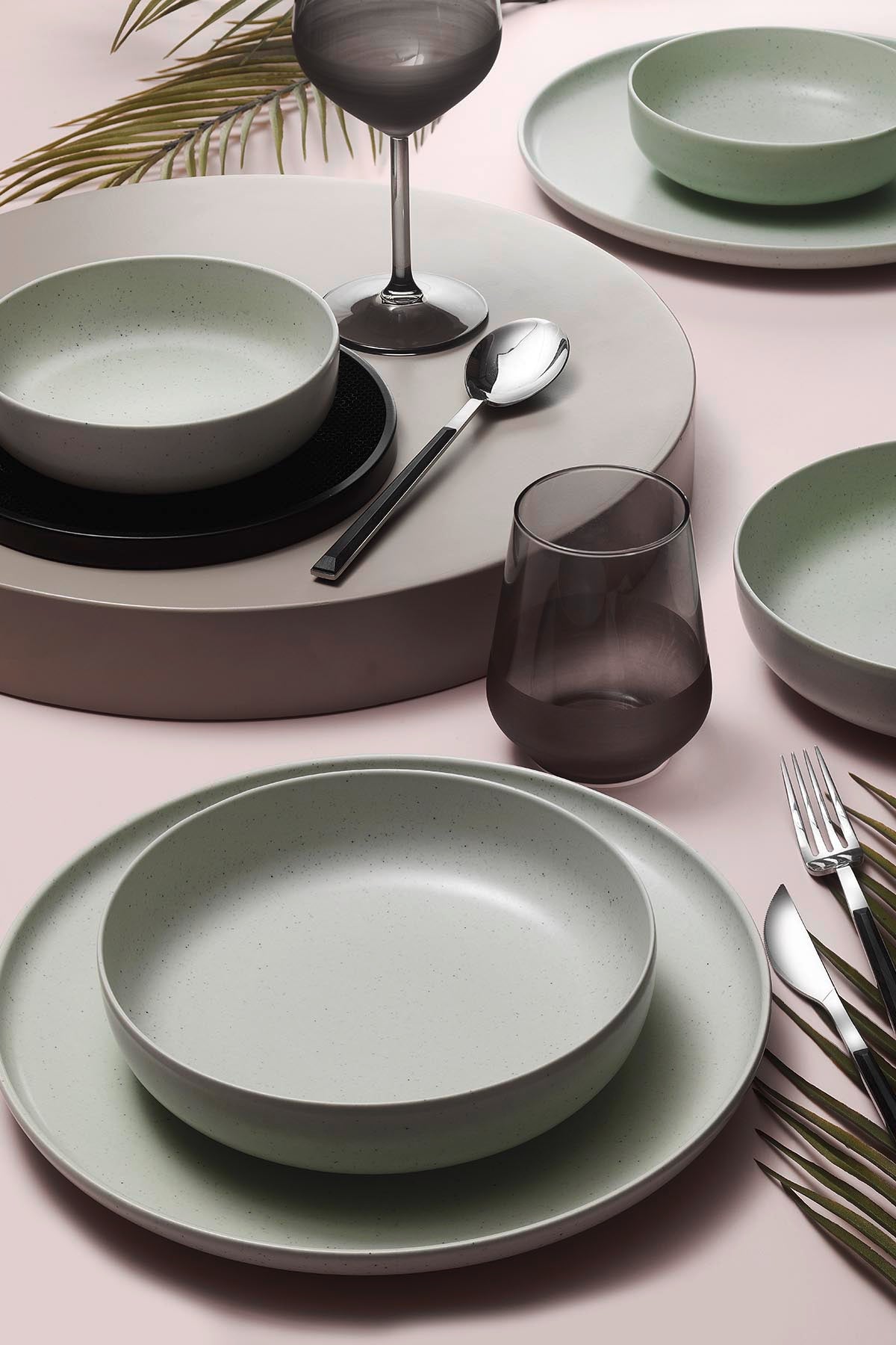 Mintulin 24 Piece Dinner Set