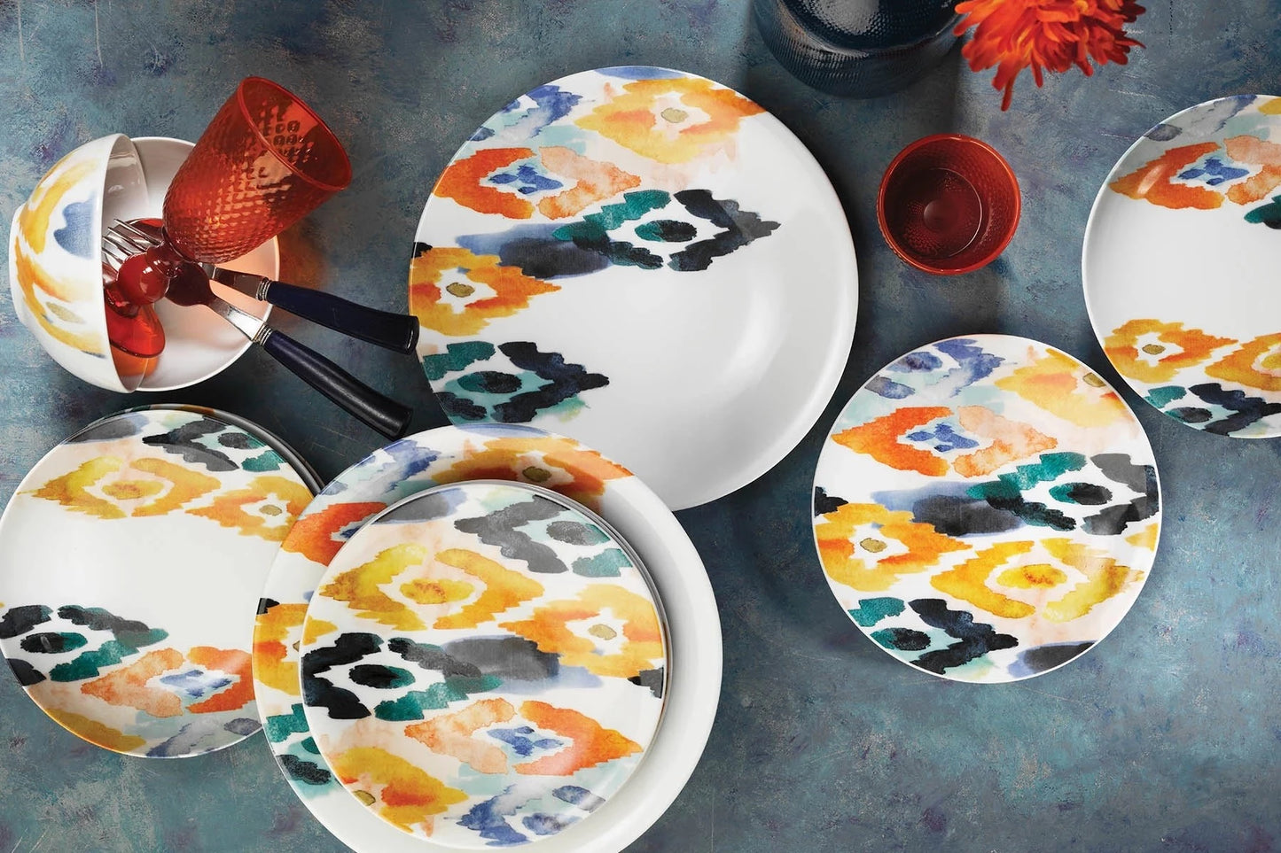 Paints dinner set 24 porcelain plates